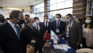 Bakan Varank "3. Uluslararası Askeri Radar ve Sınır Güvenliği Fuarı"nı ziyaret etti: