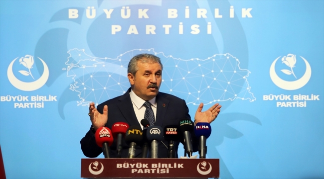 BBP Genel Başkanı Destici, Suriye ve Irak tezkerelerine ilişkin tartışmaları değerlendirdi: