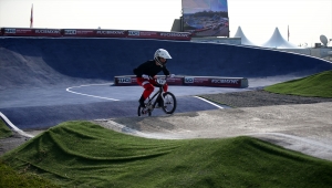 BMX Süper Kross Dünya Kupası 8. tur yarışları Sakarya'da başladı