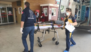 Bursa'da akıma kapılan işçinin üzerini toprakla örterek ambulans beklediler