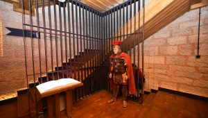 Bursa'daki Zindan Kapı restorasyonun ardından açıldı