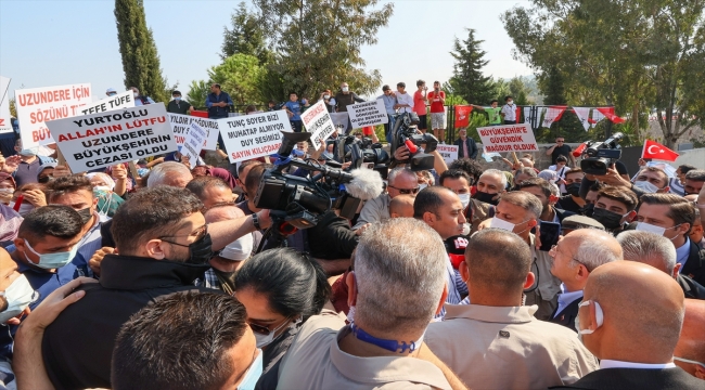 CHP Genel Başkanı Kılıçdaroğlu, İzmir'de toplu açılış ve temel atma törenine katıldı