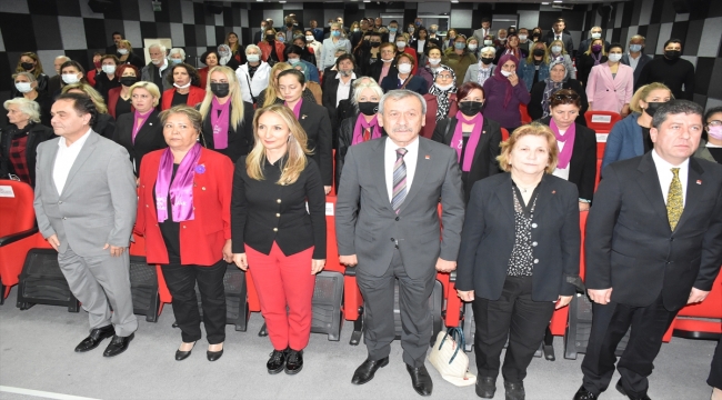 CHP Kadın Kolları Genel Başkanı Nazlıaka, Bilecik'te temaslarda bulundu