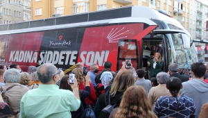 CHP Kadın Kolları Genel Başkanı Nazlıaka, Malatya'da vatandaşlara hitap etti: