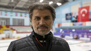 Curlingde hedef zoru başarıp 2022 Kış Olimpiyatları'na katılmak 