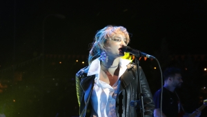 Güliz Ayla ve Mustafa Ceceli, Hatay'da konser verdi