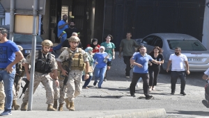 GÜNCELLEME - Lübnan'da Şii Emel Hareketi ve Hizbullah destekçilerine ateş açıldı: 3 ölü, 20 yaralı