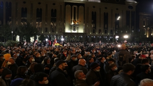 Gürcistan muhalefeti, iktidarın kazandığı yerel seçimleri protesto etti
