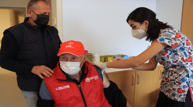 İkinci dozda Türkiye ortalamasının üzerindeki Trakya'da aşı çalışmaları sürüyor