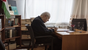 İnancıyla sanatını besleyen, Türk edebiyatı ve düşünce tarihinin kılavuzu: Nuri Pakdil