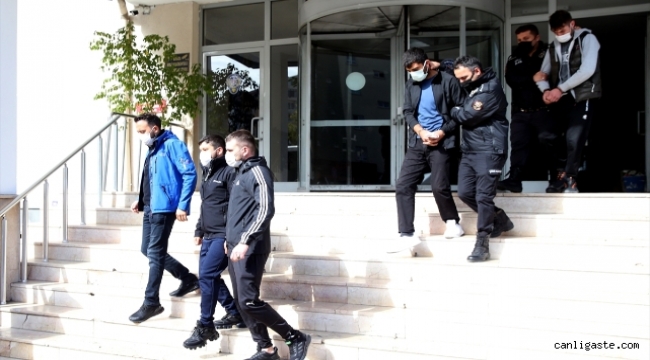 Kayseri'de 88 personel, 36 ekiple eş zamanlı baskın: 18 firari yakalandı
