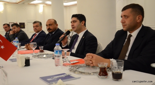 Kayseri MHP il teşkilatı ve milletvekilleri "Akademik Odalar Birliği" toplantısına katıldı
