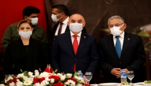 Kayseri Valisi Günaydın'dan 29 Ekim Cumhuriyet Bayramı resepsiyonu