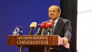 KKTC Cumhurbaşkanı Tatar, HKÜ 2021-2022 Akademik Yılı Açılış Töreni'nde konuştu: