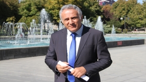 Kovid-19 hastalarının mecburi refakatçilerine "özel hastanelere ücret ödemeyin" uyarısı