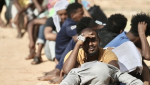 Libya'da barınma merkezlerinde hak ihlallerine maruz kalan göçmenler ülkeden güvenli çıkış istiyor