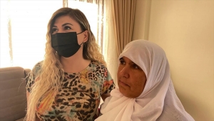 Muğla'da yangın mağduru kadına babasına benzettiği Cumhurbaşkanı Erdoğan'ın fotoğrafı hediye edildi