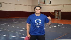Olimpiyat şampiyonu boksör Busenaz Sürmeneli: "Zirveyi korumak istiyorum"