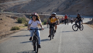 Şırnak'ta öğretmenler Cudi Dağı eteklerinde pedal çevirdi 