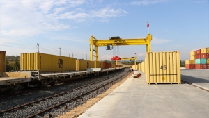 Tekirdağ'dan Azerbaycan'a trenle tohumluk buğday gönderildi