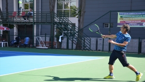 Tenis Federasyonu yönetimine seçilen Demirci Kaymakamı Kaya: 