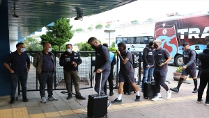 Trabzonspor kafilesi Kayseri'ye gitti