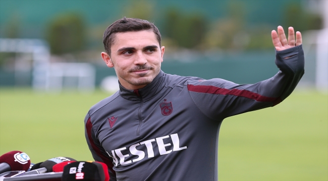 Trabzonspor'un genç oyuncusu Abdülkadir Ömür: "Liderliğin keyfini sürüyoruz"