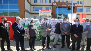 Tunceli'de çiftçilere hububat ve yem bitkisi tohumu dağıtıldı