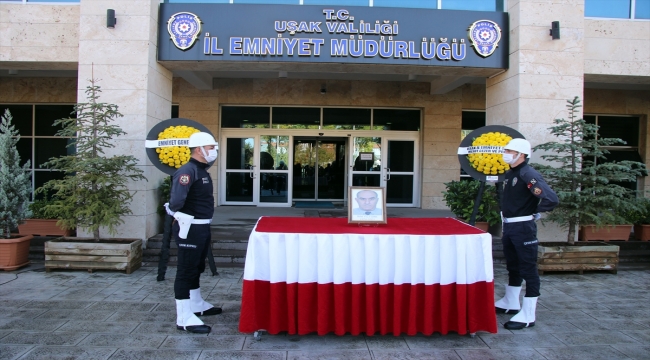 Uşak'ta Kovid-19'dan hayatını kaybeden polis memuru için tören düzenlendi