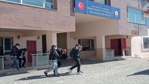 Van'da göçmen kaçakçılığı yaptıkları iddiasıyla 23 kişi hakkında işlem yapıldı