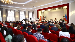 AK Parti İstanbul Milletvekili Ayrım'a Azerbaycan'da fahri profesör unvanı verildi