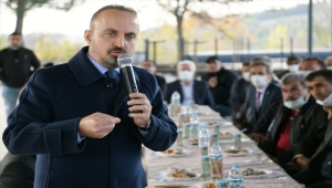 AK Parti'li Turan, Çanakkale'de cemevi yöneticileri ve muhtarlarla bir araya geldi: