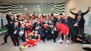 Antalyaspor'da ilk deplasman galibiyeti sevinci