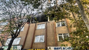 Bağcılar'da bir binada patlama meydana geldi
