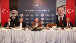 Bakan Soylu, Fatih'te muhtarlarla bir araya geldi