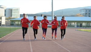 Bingöllü kızların atletizmdeki yeteneği okuldaki başarılarını da artırdı