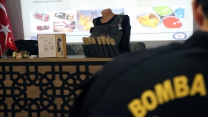 Bolu'da gazeteciler şüpheli paket ve bomba olaylarına karşı eğitildi