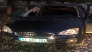 Denizli'de park halindeki otomobilde çakmak gazı tüpü patladı: 2 yaralı