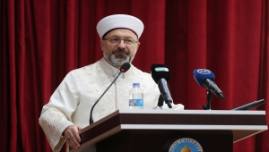 Diyanet İşleri Başkanı Erbaş, Bingöl'de din görevlileri ve kanaat önderleriyle bir araya geldi: