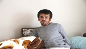 Diyarbakır'da mermer kemik hastası genç tedavisi için destek bekliyor 