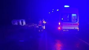 Edirne'de düzensiz göçmenleri taşıyan minibüsün devrilmesi sonucu 16 kişi yaralandı