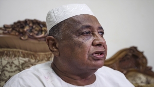 Eski Sudan Dışişleri Bakanı İbrahim Gandur tahliye edildi