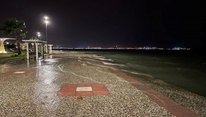 Fethiye'de fırtına nedeniyle deniz taştı