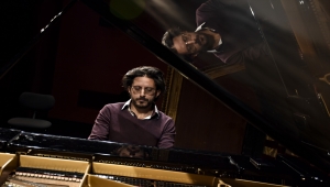 Fransız piyanist Aimo Pagin Kadıköy Belediyesi Süreyya Operası'nda konser verdi