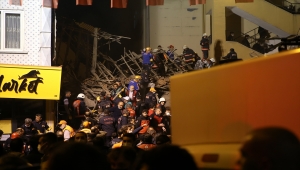 GÜNCELLEME 5 - Malatya'da bir binada göçük meydana geldi