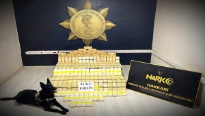 Hakkari'de ev eşyalarının içine gizlenmiş 93 kilogram eroin ele geçirildi