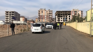 Hatay'da bıçaklı ve sopalı kavgada 3 kişi yaralandı 
