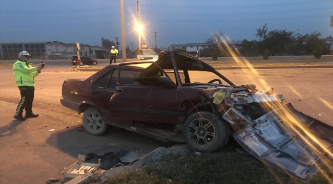 Kahramanmaraş'ta iki otomobilin çarpışması sonucu 8 kişi yaralandı