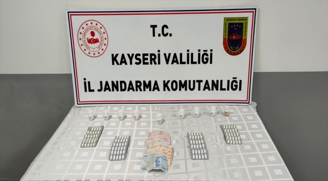 Kayseri'de uyuşturucu operasyonu: 461 uyuşturucu içerikli hap ele geçilirdi,1 gözaltı