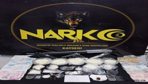 Kayseri'de uyuşturucu operasyonu: 4 gözaltı, hesap çetelesi de ele geçirildi